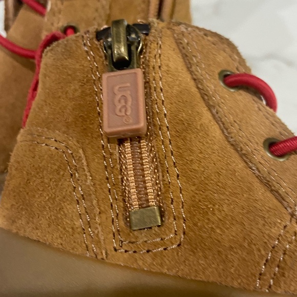 UGG Kristan chukka boots toddler size 2/3 - Picture 2 of 7